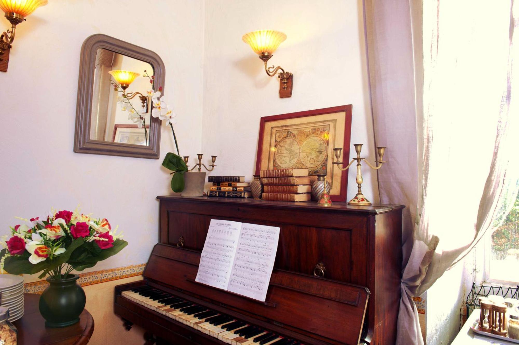 Hotel Du Parc, Avignon Est, The Originals City, Entraigues-sur-la-Sorgue Екстериор снимка