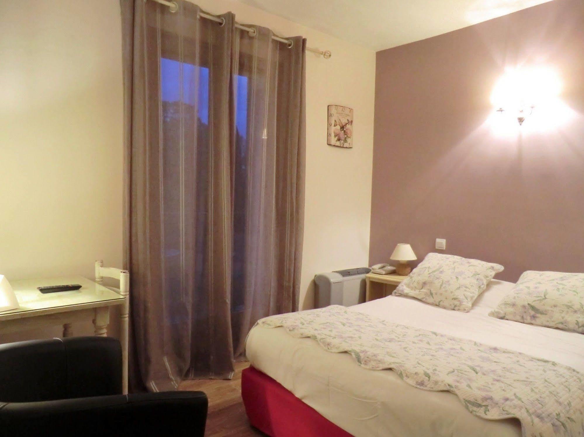 Hotel Du Parc, Avignon Est, The Originals City, Entraigues-sur-la-Sorgue Екстериор снимка