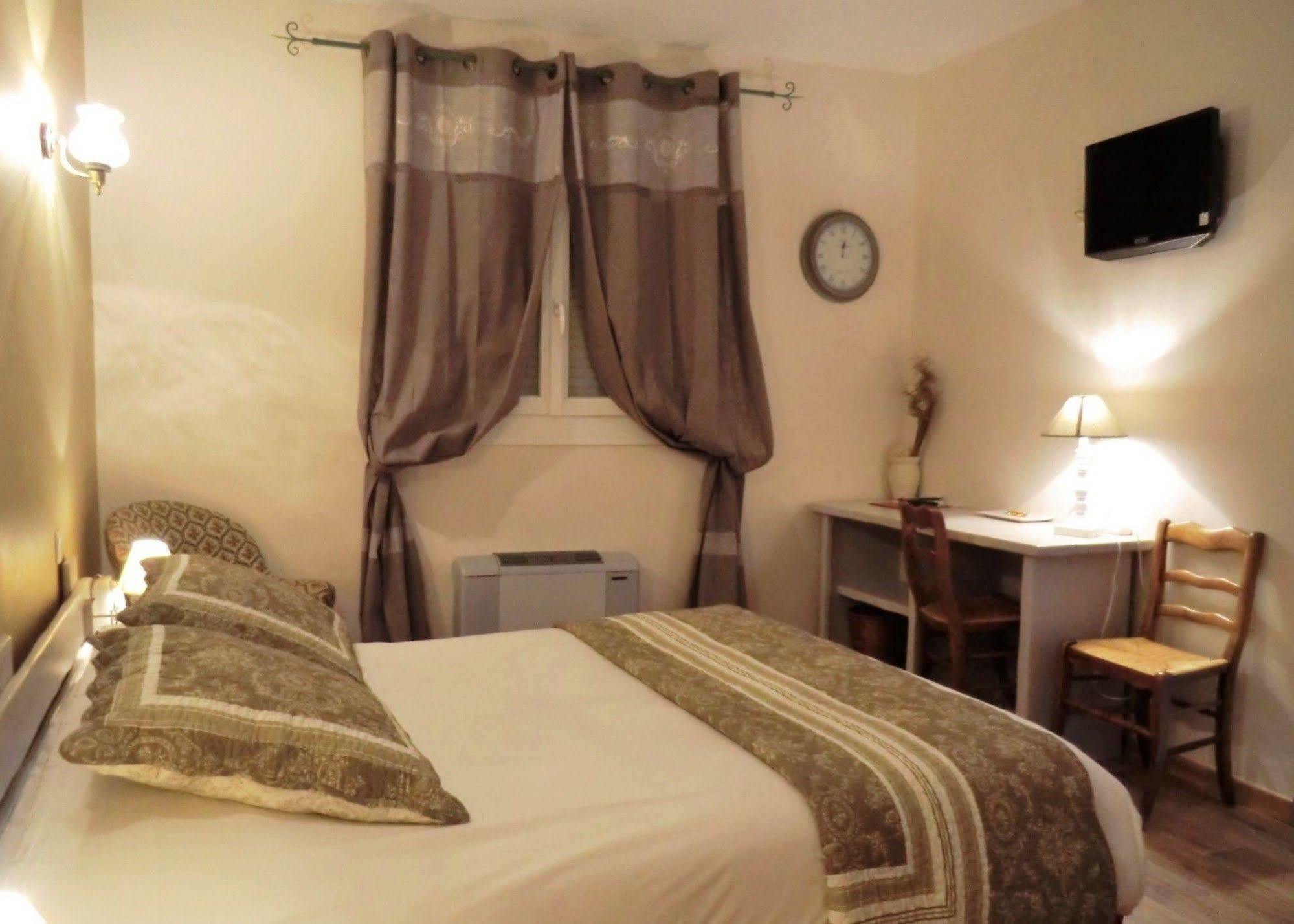 Hotel Du Parc, Avignon Est, The Originals City, Entraigues-sur-la-Sorgue Екстериор снимка