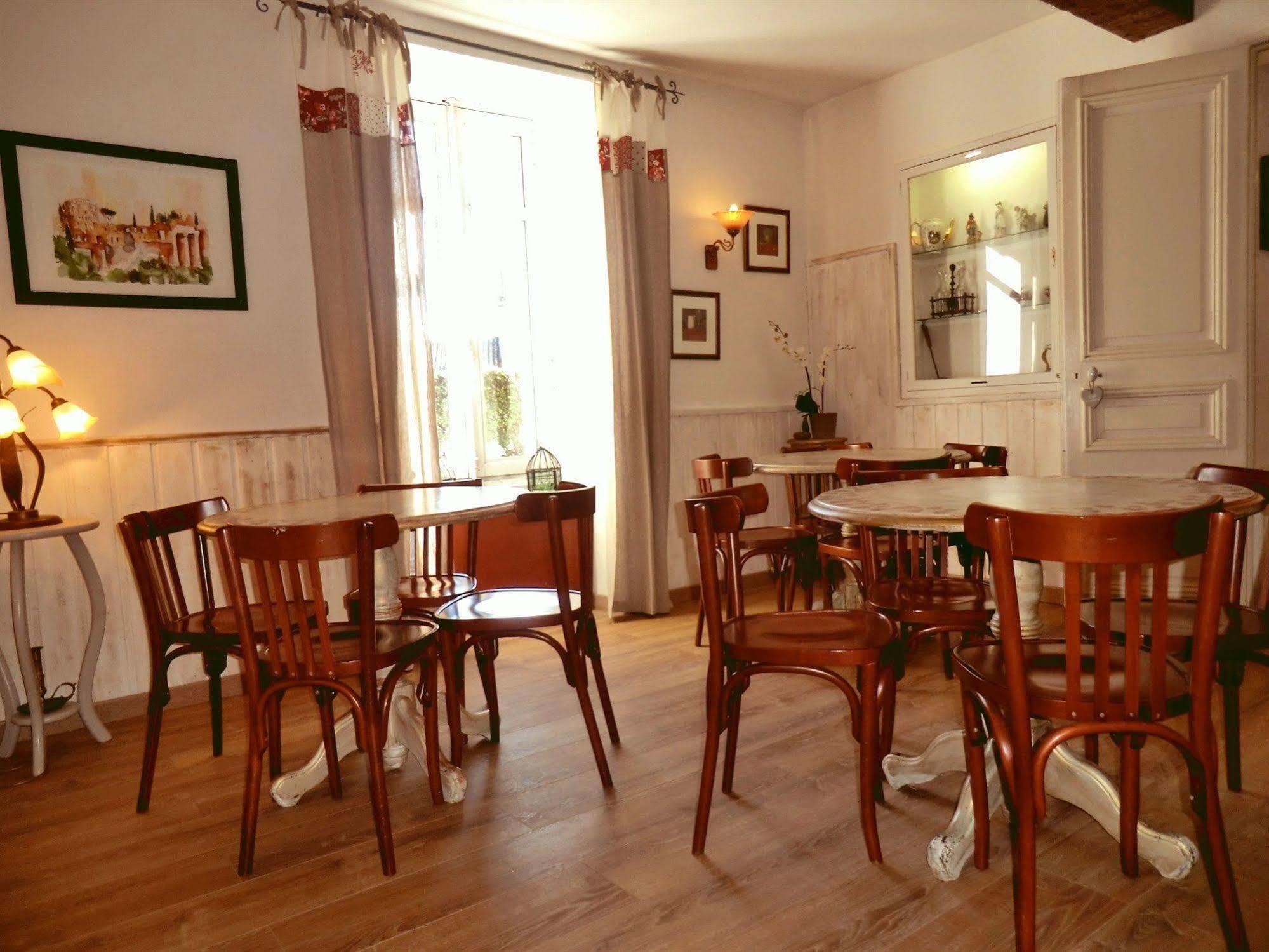 Hotel Du Parc, Avignon Est, The Originals City, Entraigues-sur-la-Sorgue Екстериор снимка