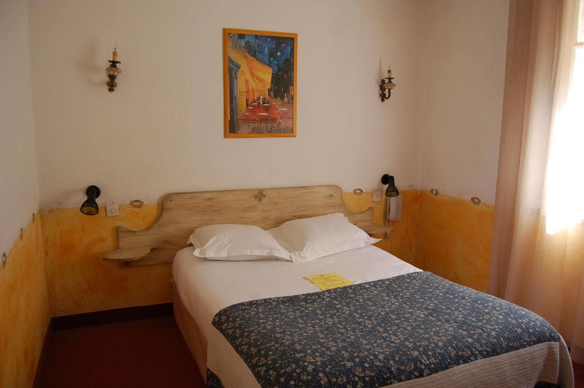 Hotel Du Parc, Avignon Est, The Originals City, Entraigues-sur-la-Sorgue Екстериор снимка